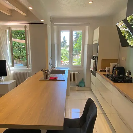Casa vacanze Joli Avec Jardin *