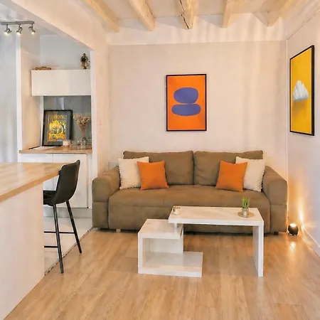 Joli Avec Jardin *